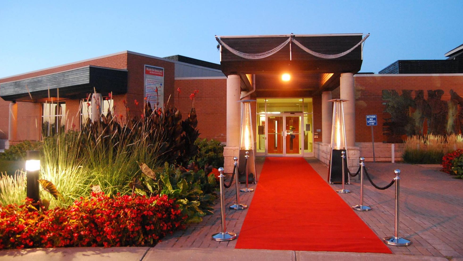 Entrée musée Mont-Saint-Hilaire